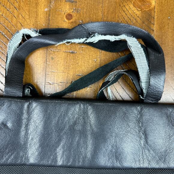 TUMI Bag Tech 2Way Ballistic Nylon Duffle Tote Carry On Black 525C Shoulder - Picture 5 of 16